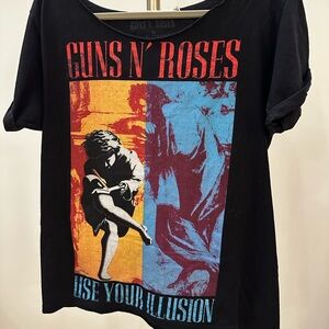 Alice + Olivia Black and Red Graphic Tee